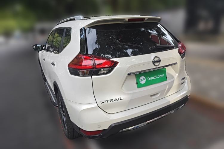 Used Nissan X-Trail 2019 2.5L CVT Smart Connect Luxury Edition 4WD
