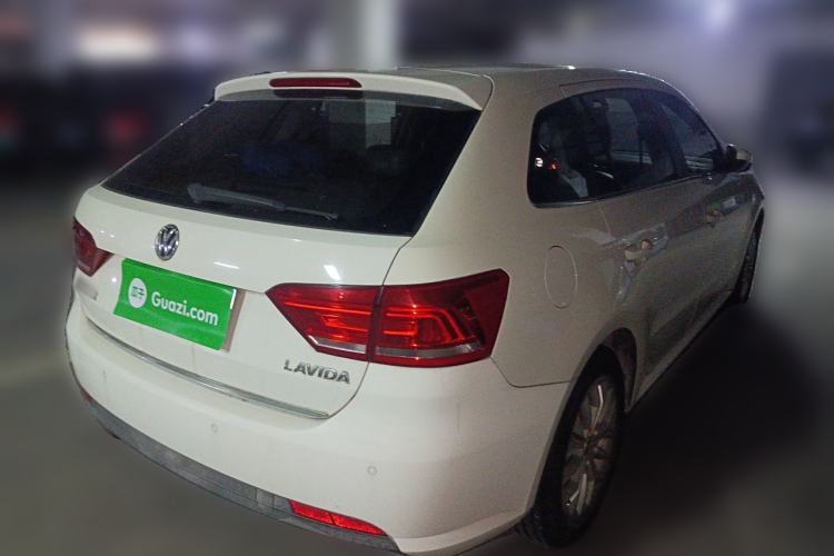 Used Volkswagen Gran Lavida 2013 1.6L Automatic Luxury Model
