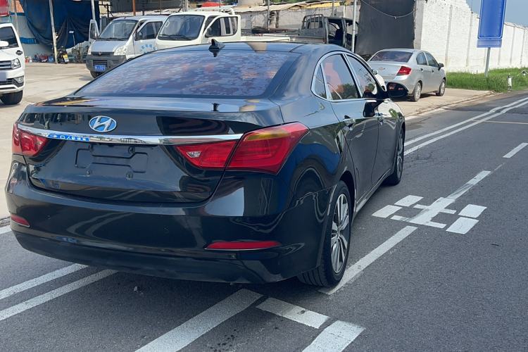 Used Hyundai Mistra 2016 1.8L Automatic Smart GLS
