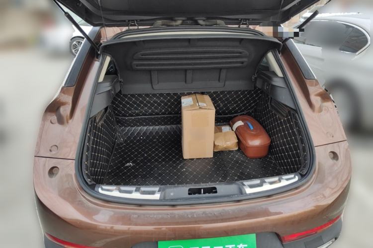 Used  6 2016 1.6T Luxury Edition THP160
