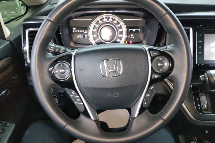 Used Honda Elysion 2016 2.4L Supreme Edition
