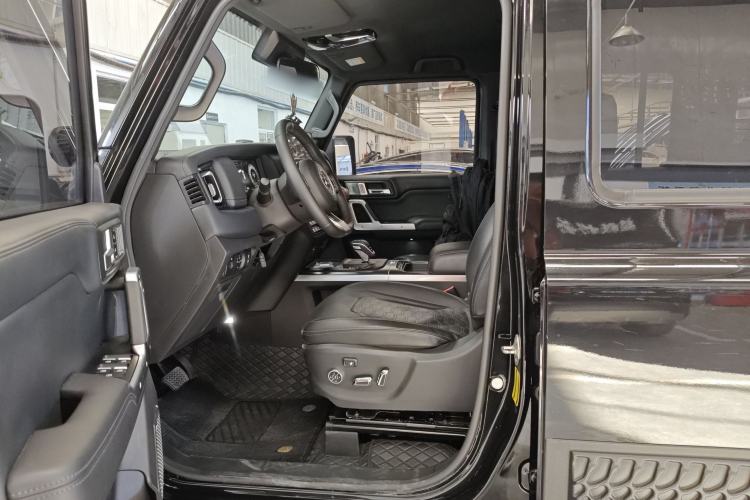 Used  T01 2024 2.0T Mechanic