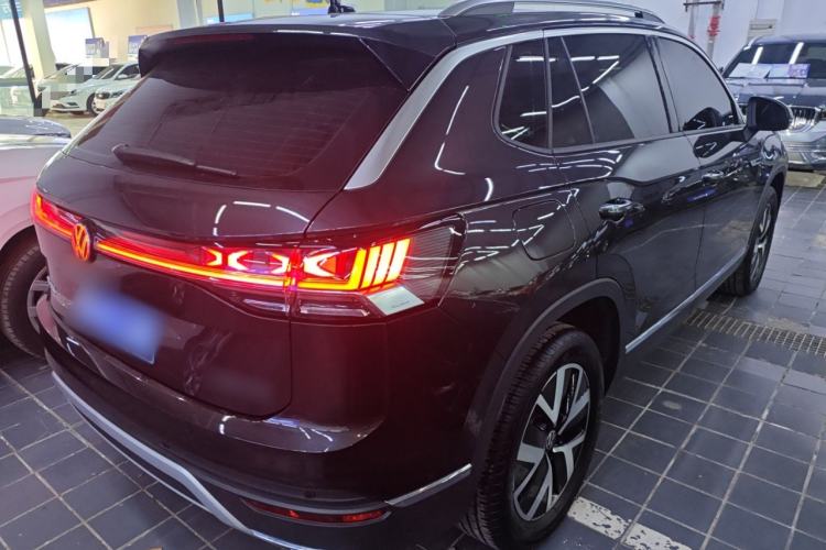 Used Volkswagen Tayron 2024 300TSI Two-Wheel-Drive Luxury Plus Advanced Version
