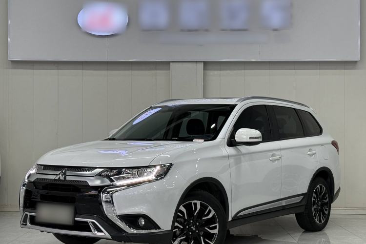 Used Mitsubishi Outlander 2020 2.0L Two-Wheel Drive Enjoyment Version 5 Seats