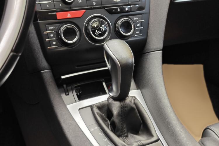 Used  5LS 2016 1.6T Luxury Edition THP160
