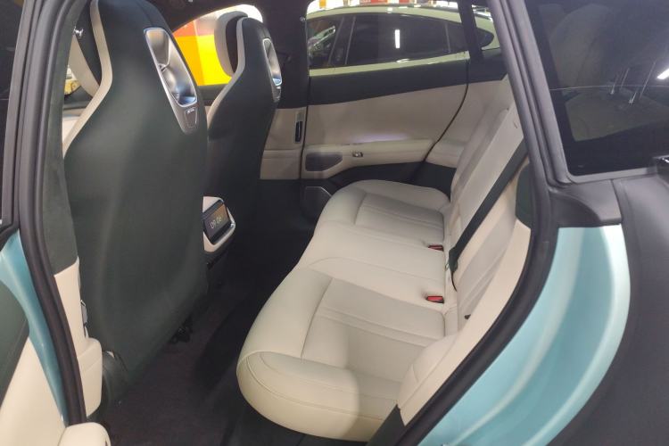 Used  YU7 2025 Ultra-Long Range High-Performance All-Wheel-Drive Max Edition