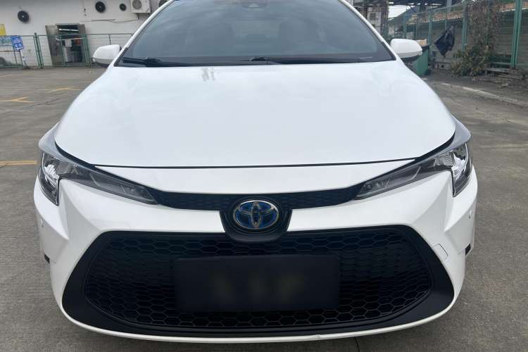 Used Toyota Levin 2022 Dual-Motor 1.8H E-CVT Leading Edition
