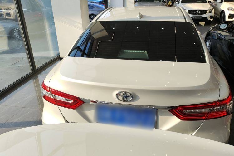 Used Toyota Camry 2023 2.0G Luxury Edition
