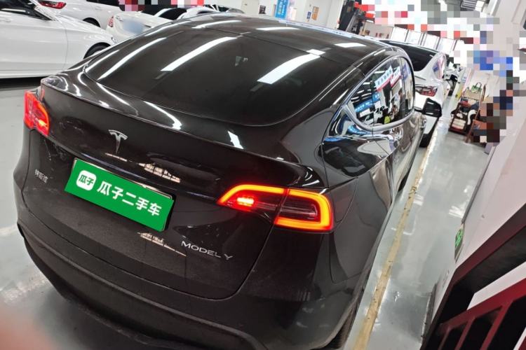 Used Tesla Model Y 2022 Rear-Wheel-Drive Version
