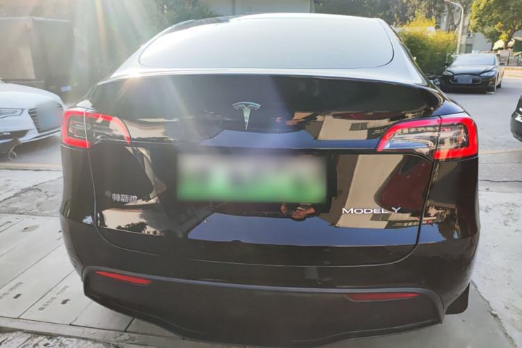 Used Tesla Model Y 2022 Rear-Wheel-Drive Version