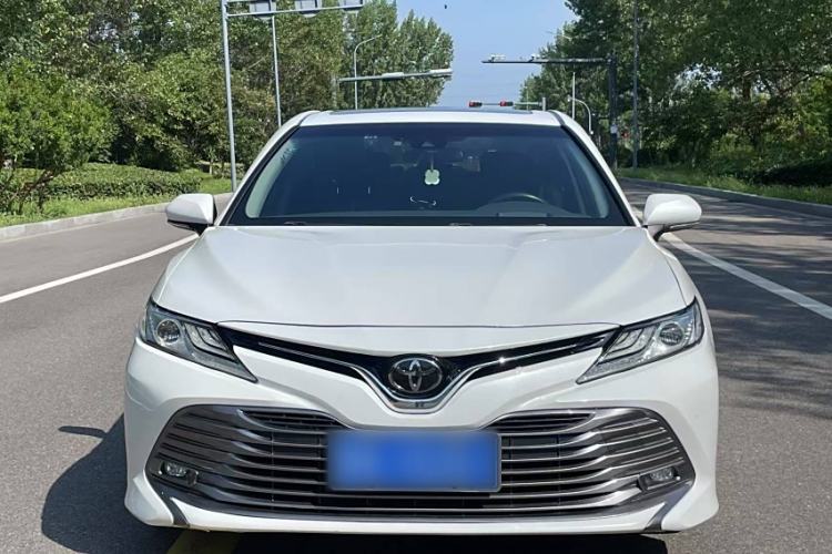 Used Toyota Camry 2019 2.0G Luxury Edition China VI Standard
