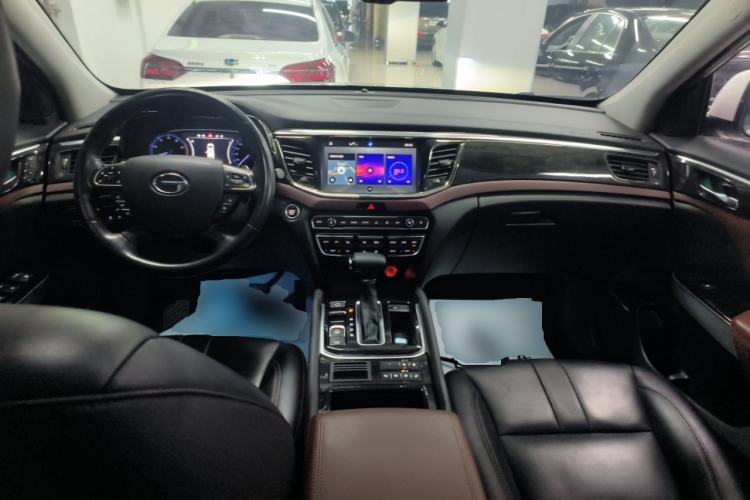 Used GAC Trumpchi GS8 2017 320T Two-Wheel Drive Luxury Smart Connectivity Version (7 Seats)