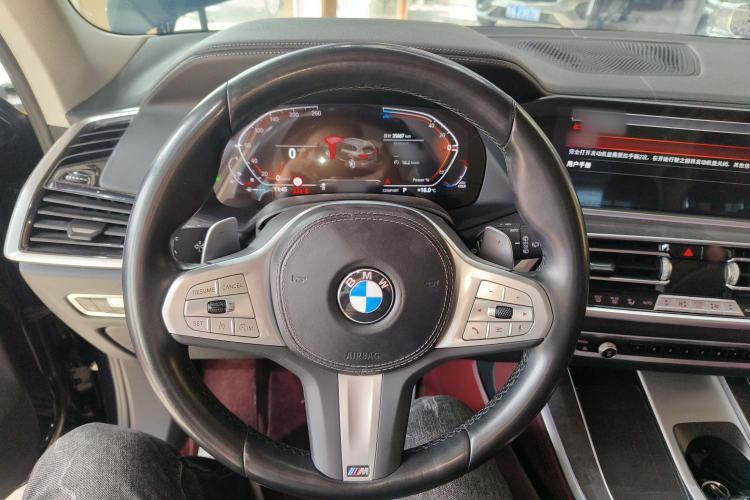 Used BMW X5 2022 Restyled xDrive 30Li Luxury Version M Sport Package