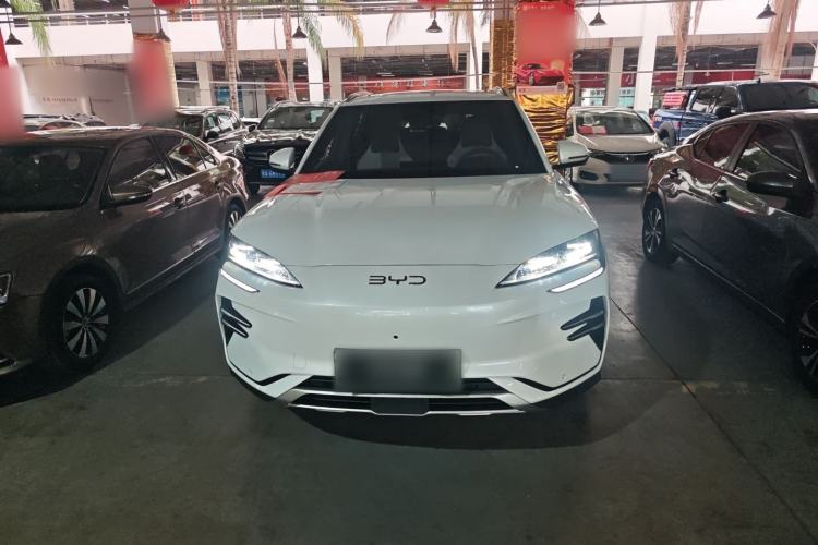 Used BYD Song PLUS New Energy 2024 Honor Edition EV 520km Luxury Model
