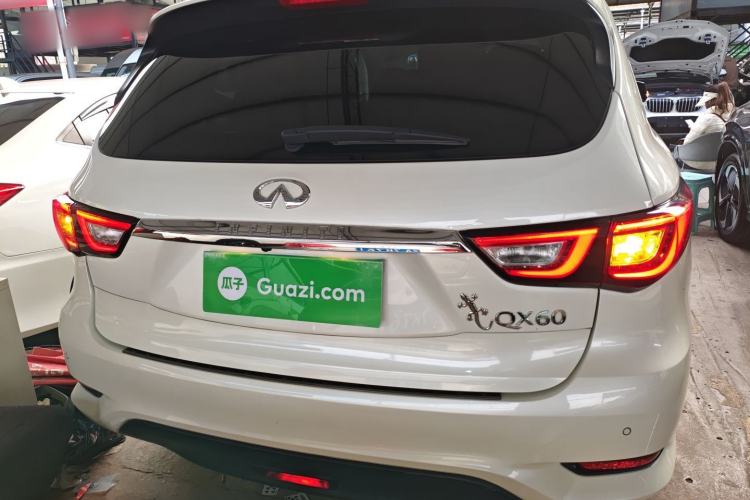 Used Infiniti QX60 2018 2.5 S/C Hybrid Two-Wheel-Drive Excellence Edition China VI Standard
