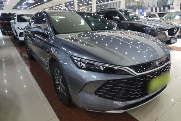 Used BYD Qin L 2025 DM-i Smart Drive 120KM Leading Model
