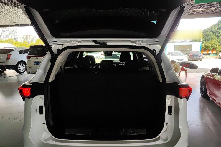 Used Jetour X70 PLUS 2021 1.6T DCT Pro+ 7-Seater
