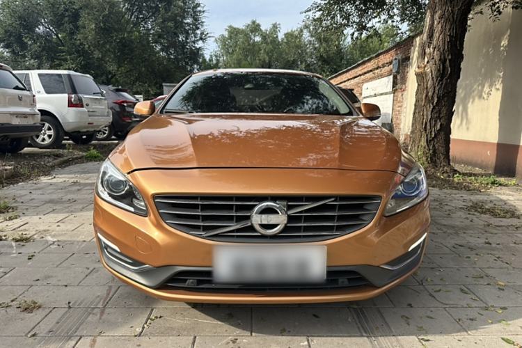 Used Volvo S60 2014 T5 Zhiyi Edition
