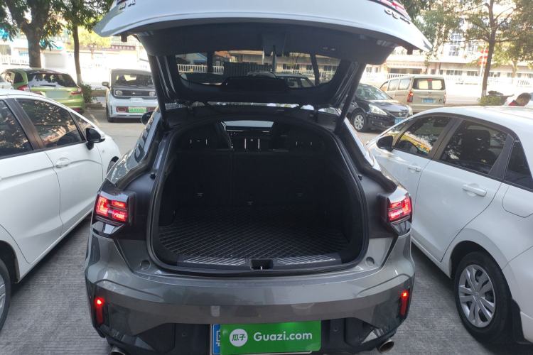 Used Lynk & Co 05 2020 2.0TD Four-Wheel Drive HypeHalo