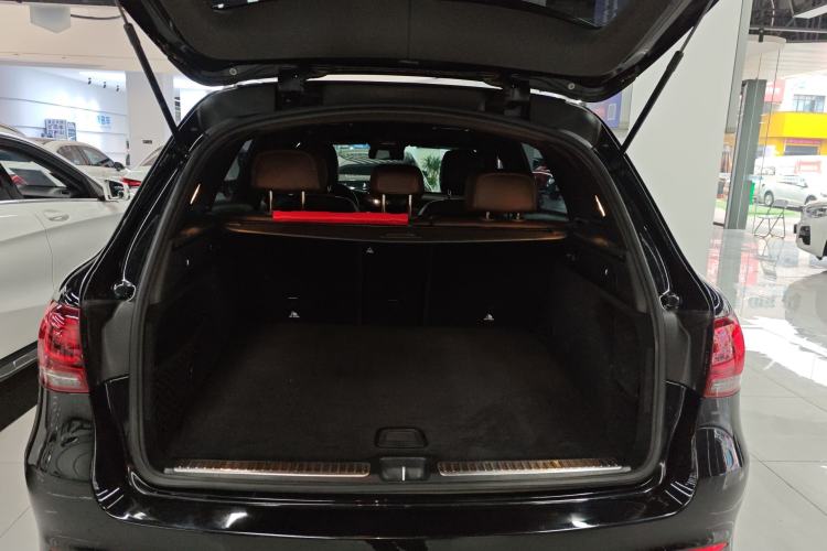 Used Mercedes-Benz GLC 2020 Facelift GLC 300 L 4MATIC Dynamic Edition