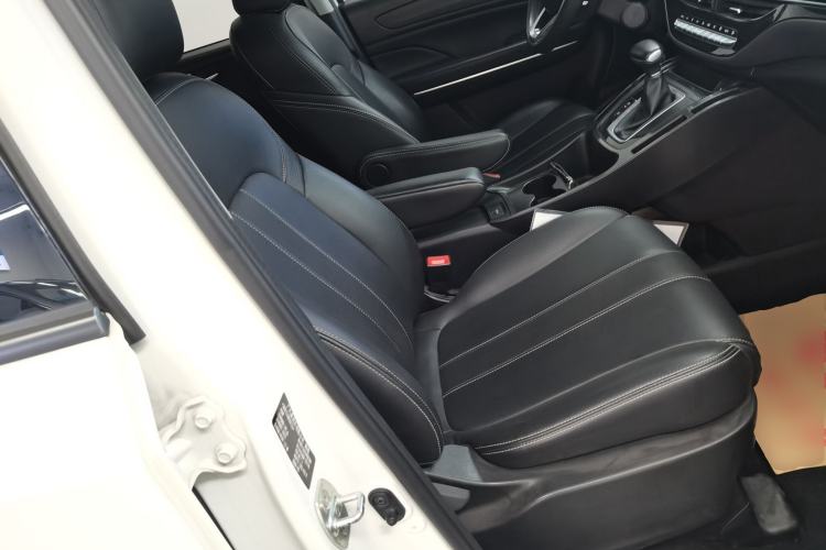 Used GAC Trumpchi M6 2021 270T DCT Luxury Edition (7 Seats)