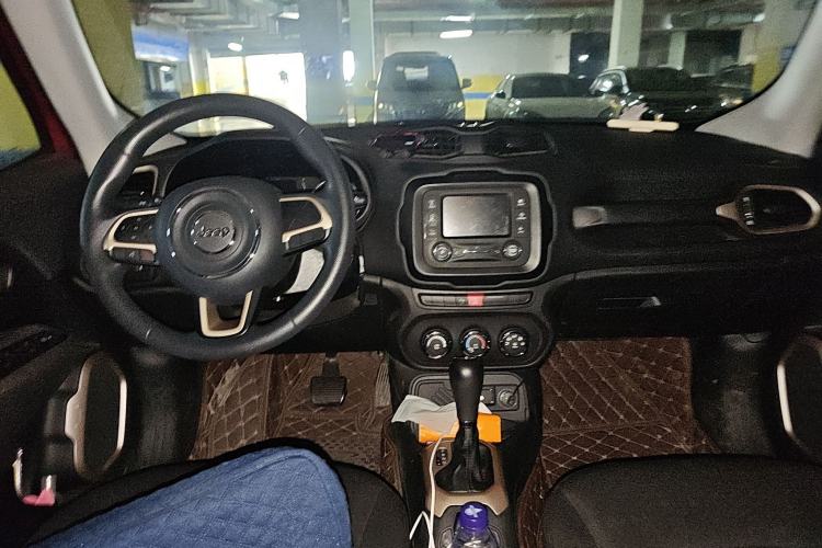 Used  Renegade 2017 180T Automatic High-Energy Version