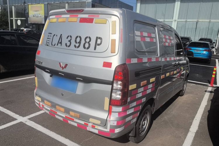 Used Wuling Hongguang V 2019 1.5L Base Window-Sealed Vehicle China VI LAR
