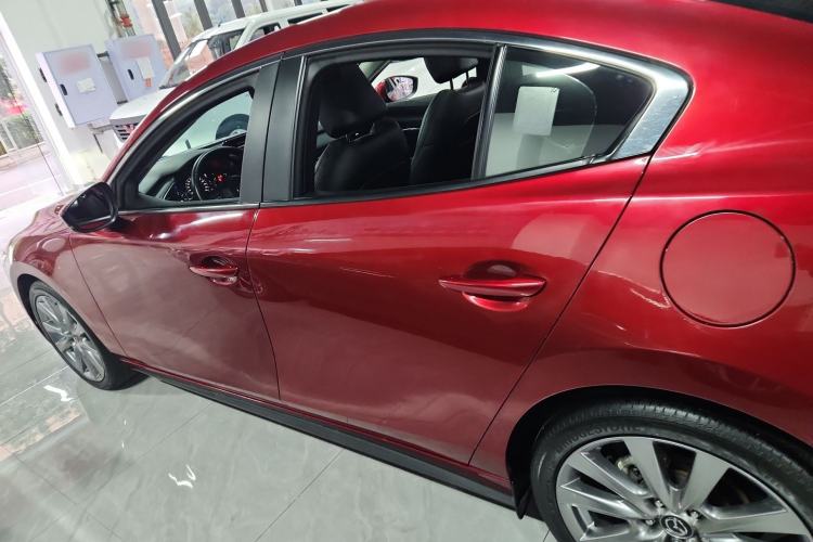 Used Mazda Mazda 3 Axela 2021 2.0L Automatic ZhiXuan Edition
