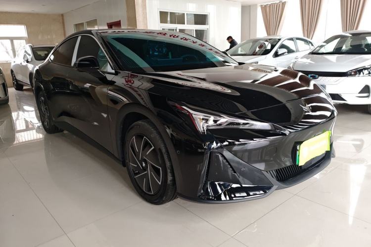 Used ARCFOX Alpha S5 