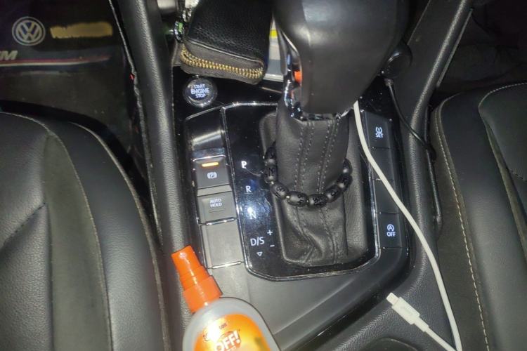 Used Volkswagen Tiguan L 2019 Updated Version 330TSI Automatic Two-Wheel Drive Panoramic Comfort Edition China VI Standard
