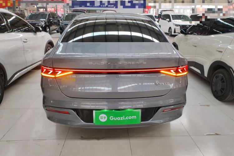 Used BYD Qin PLUS 2024 Honor Edition EV 420KM Leading Model
