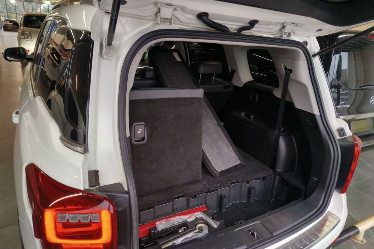 Used GAC Trumpchi GS8 2017 320T Two-Wheel Drive Luxury Smart Connectivity Version (7 Seats)
