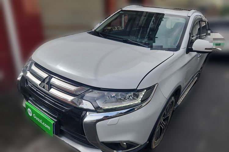Used Mitsubishi Outlander 2016 2.4L 4x4 Elite Edition 5 Seats
