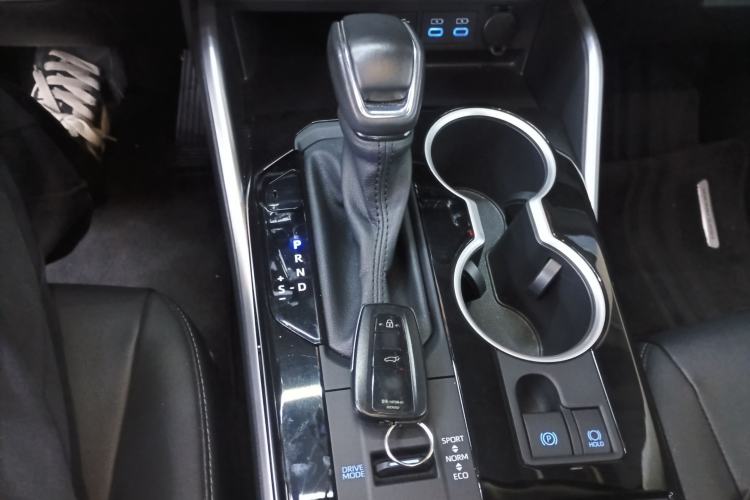 Used Toyota Highlander 2022 Dual-Engine 2.5L Four-Wheel Drive Prestige Version 7 Seats