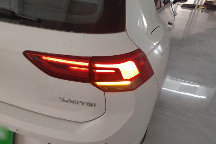 Used Volkswagen Golf 2023 200TSI DSG
