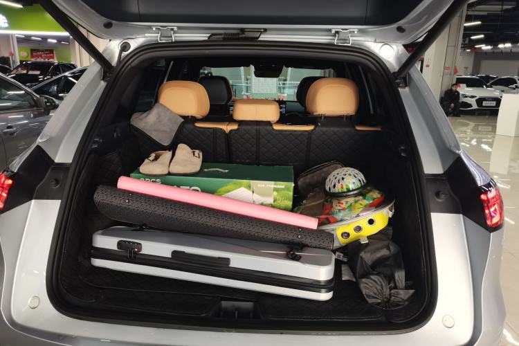 Used  Galaxy Xingjian 7 EM-i 2025 120km Exploration+ Version
