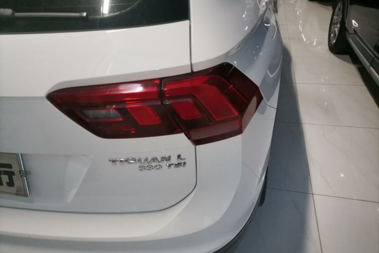 Used Volkswagen Tiguan L 2020 330TSI Automatic Two-Wheel Drive Luxury Edition China VI Standard