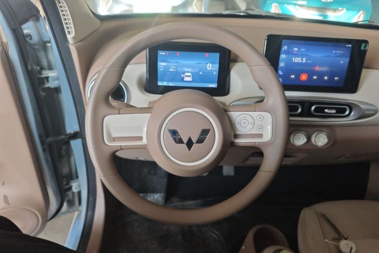 Used Wuling Hongguang MINIEV 2025 Four-Door Version Premium Edition
