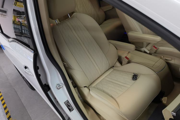 Used Buick GL8 2023 Land Business Class Smart Deluxe Model