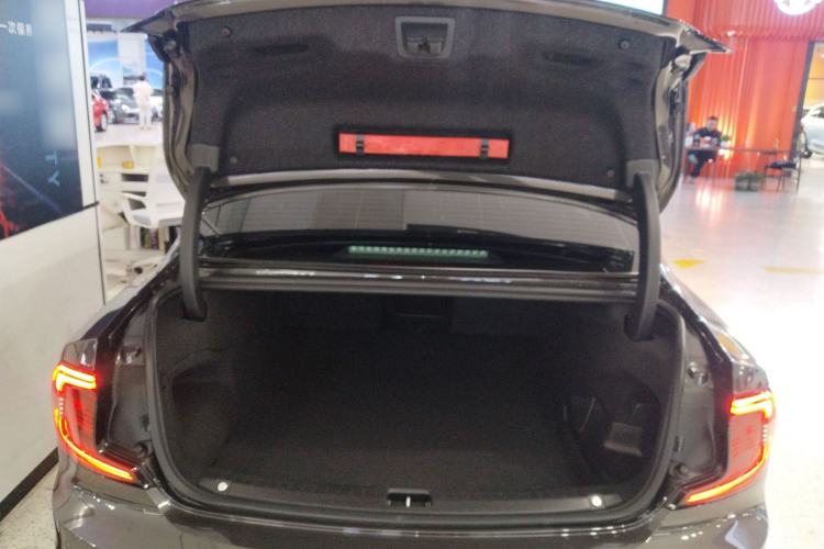 Used Volvo S90 New Energy 2022 Restyled T8 E-Drive Hybrid Zhiyi Luxury Edition