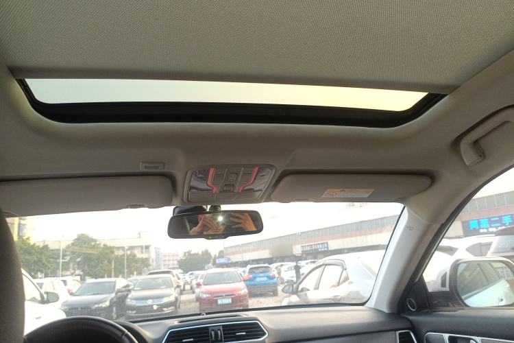 Used Haval H6 Coupe 2015 Blue Label 2.0T Automatic Two-Wheel Drive Prestige Model
