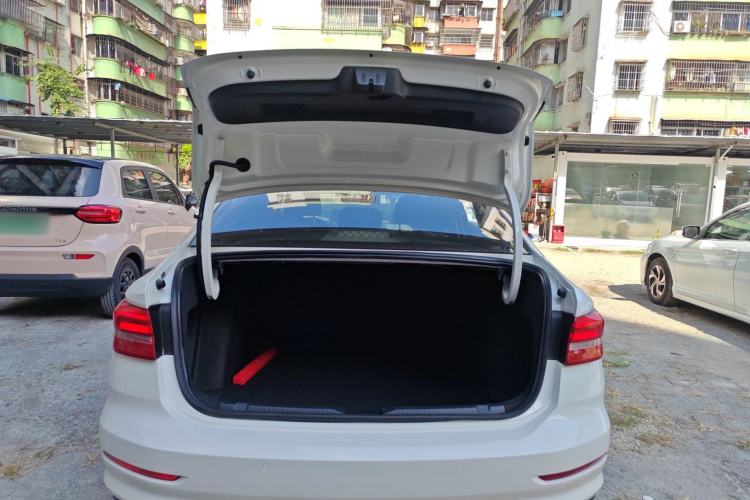 Used Volkswagen Lavida 2019 1.5L Automatic Comfort Edition China VI Standard
