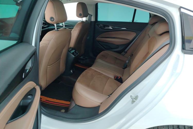 Used Buick Regal 2020 552T Luxury Version
