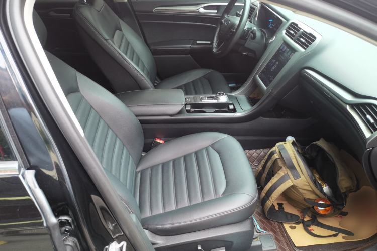 Used Ford Mondeo 2018 EcoBoost 180 Smart Control Fashion Model China VI Standard