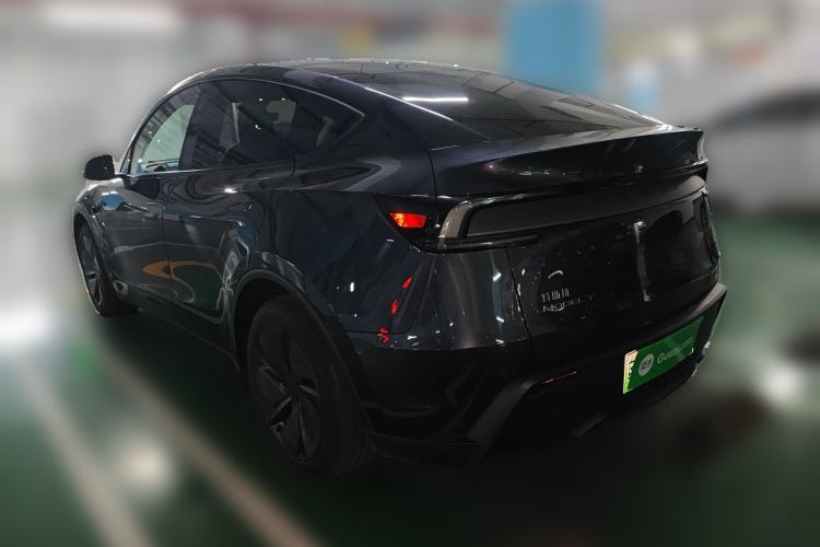 Used Tesla Model Y 2025 Rear-Wheel Drive First Edition