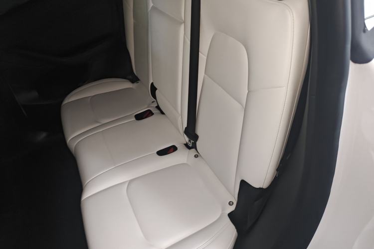 Used Tesla Model Y 2024 Long-Range All-Wheel-Drive Version
