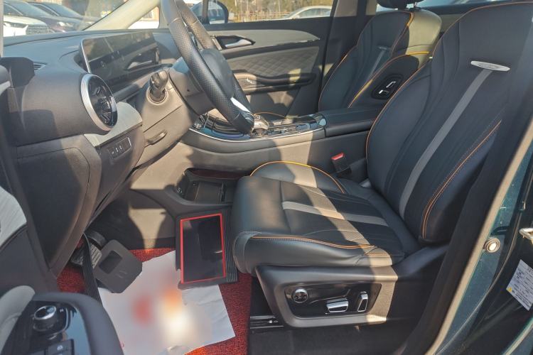 Used FORTHING Yacht 2022 1.5T DCT Chasing-the-Waves Edition