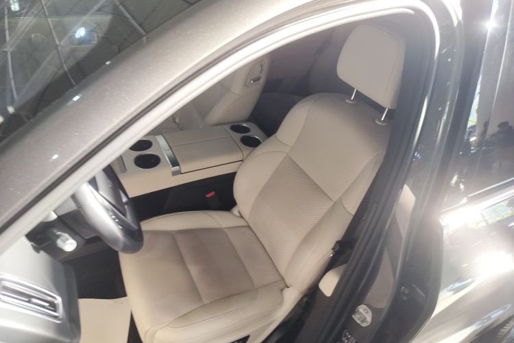 Used Li Auto L8 2023 Max model
