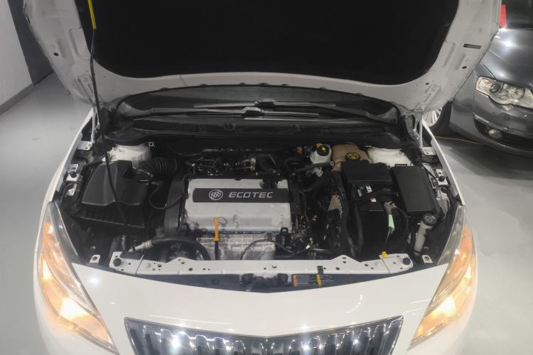 Used Buick GT 2014 XT 1.6L Automatic Fashion Edition
