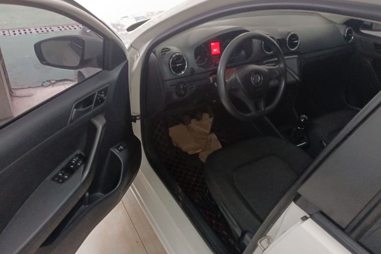 Used Volkswagen Jetta 2017 1.4L Manual Fashion Edition
